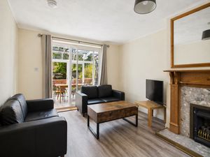 Photo 14- click for photo gallery